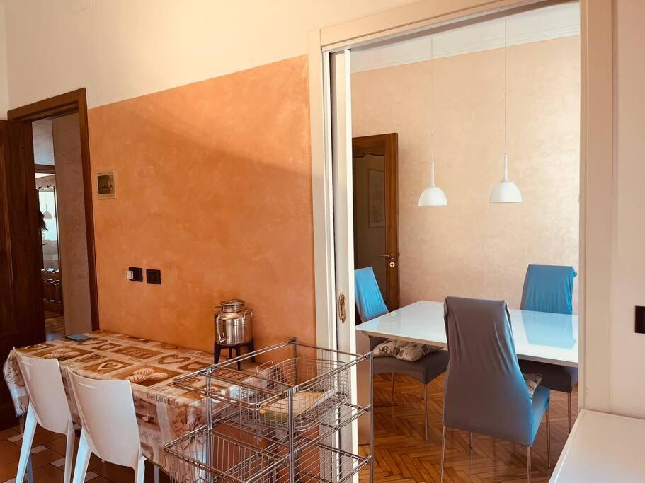 Brezza Di Mare Apartamento Imperia Exterior foto