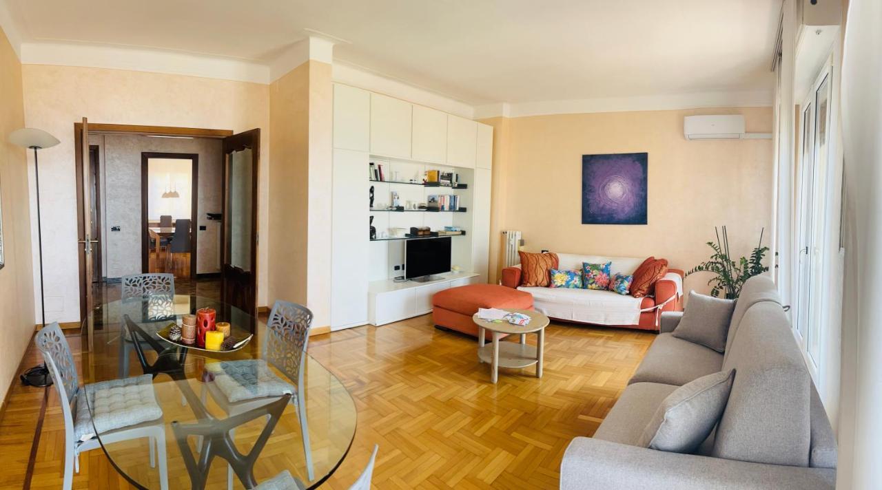 Brezza Di Mare Apartamento Imperia Exterior foto